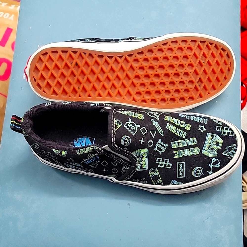 Vans arcade slip ons